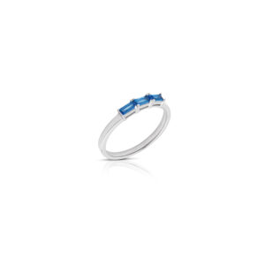 925 Sterling Silver ring with blue baguette-cut stones