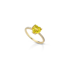 925 Sterling Silver ring, yellow heart-shaped stone and cubic zirconia