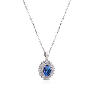 Necklace in 925 rhodium silver with zircons and central stone